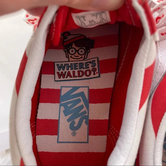 Vans x Where’s Waldo ? Red White Old Skool Textile Low Top Size 5.5 - Picture 9 of 10